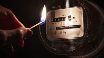 انقطاع التيار الكهربائي عن 15 قرية و7 مراكز بكفر الشيخ غدًا لإجراء أعمال صيانة دورية